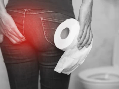 portrait-woman-suffers-from-diarrhea-his-stomach-painful-ache-problem-hand-hold-tissue-paper-roll-front-toilet-bowl-constipation-bathroom-hygiene-health-care-concept