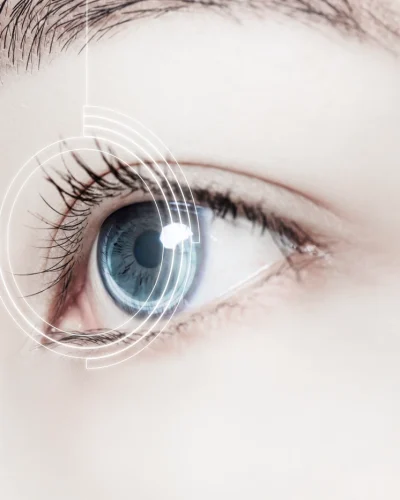 woman-rsquo-s-eye-with-smart-contact-lens